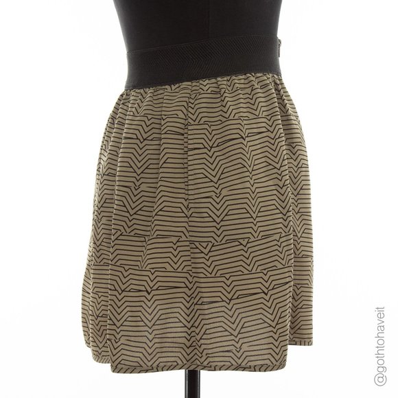 SILENCE + NOISE MINI SKIRT - Picture 4 of 7